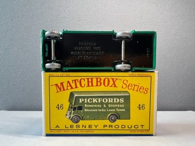 Matchbox Lesney # 46 PICKFORDS REMOVAL VAN *RARE Silver Plastic