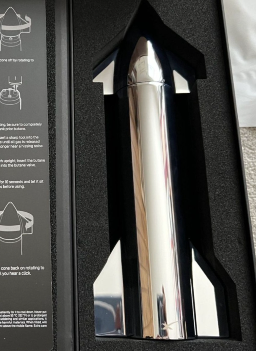 1st GEN SPACEX SPACE-X STARSHIP ROCKET MODEL BUTANE TORCH CIGAR