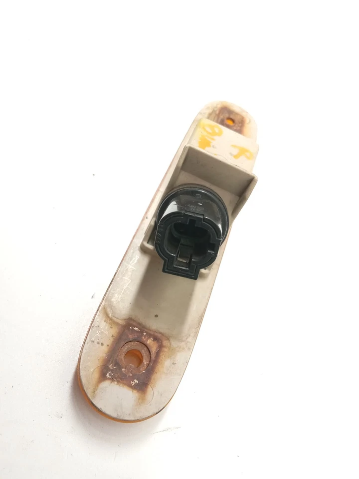 Nissan Sentra 1992 luz intermitente lado pasajero delantero derecho OEM Foto 4 de 4