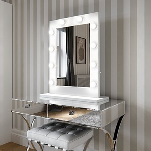 gloss dressing table with mirror