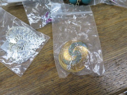 LOT SALE - Costume Jewelry Lot Earrings Necklaces BEADS - VINTAGE 1 - Picture 10 of 12