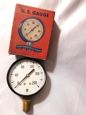 Vintage U.S. Pressure Gauge 0-200 PSI Spec. 469130-0 2 1/2" 1/4" L.M. with Box