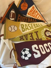 Vintage Style Football Sports Pennant Wool/Nylon Pre-owned The Company Store