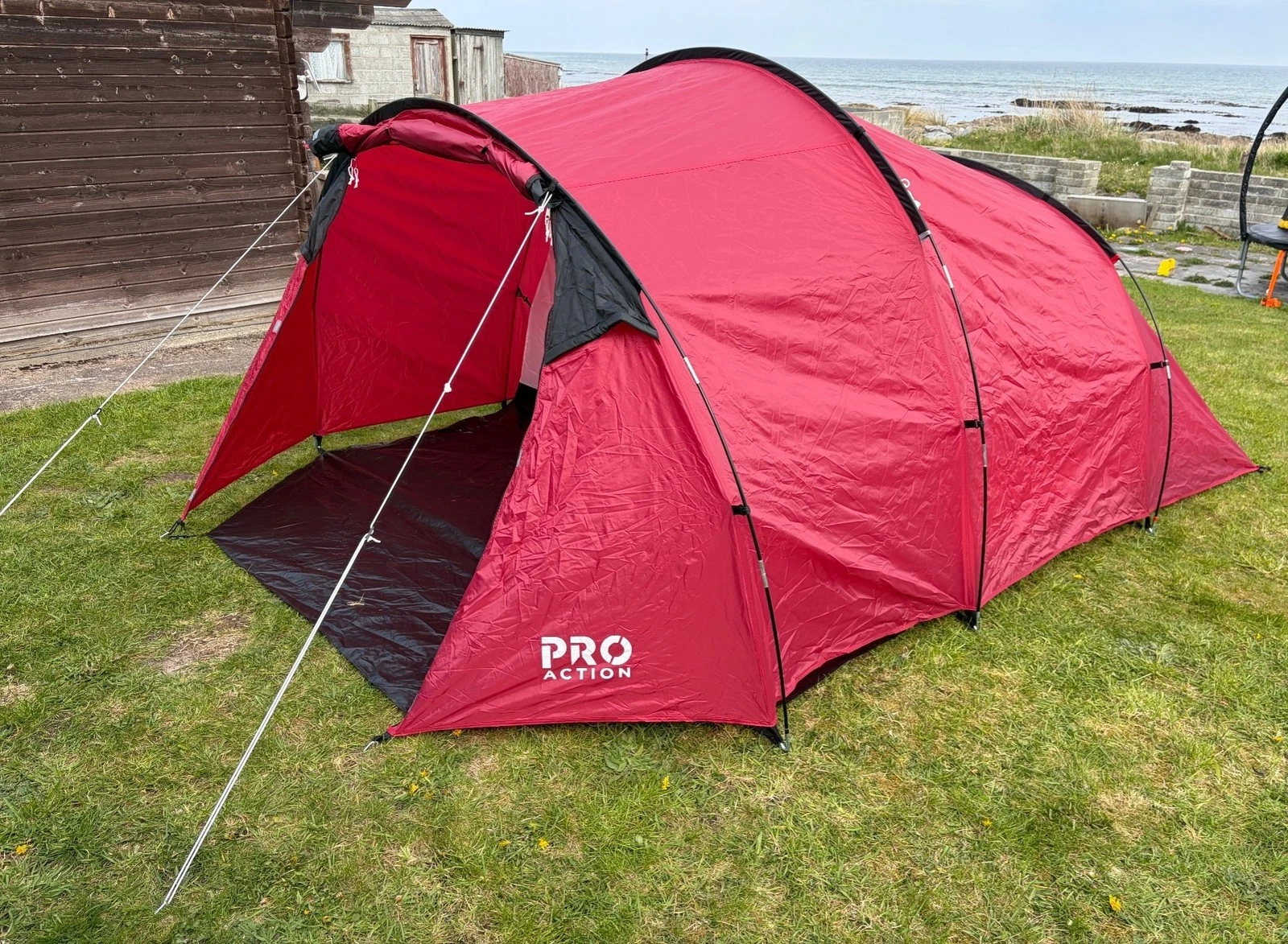 Pro Action 4 Person Tunnel Tent Red Camping Festival Outdoor Shelter
Opens in a new window or tab