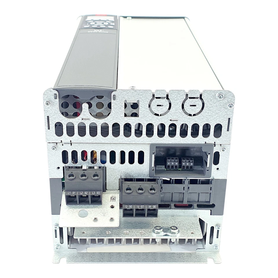 DANFOSS FC-102P22KT4E20H1XGXXXXSXXXXAXBPCXXXXDX ID 131L2842 FREQUENZUMRICHTER - Bild 3 von 4