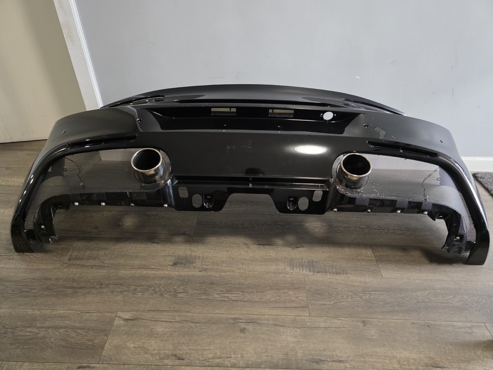 FERRARI 488 GTB REAR BUMPER COMPLETE OEM EXHAUST TIP GRILL LIGHT CARBON SURROUND