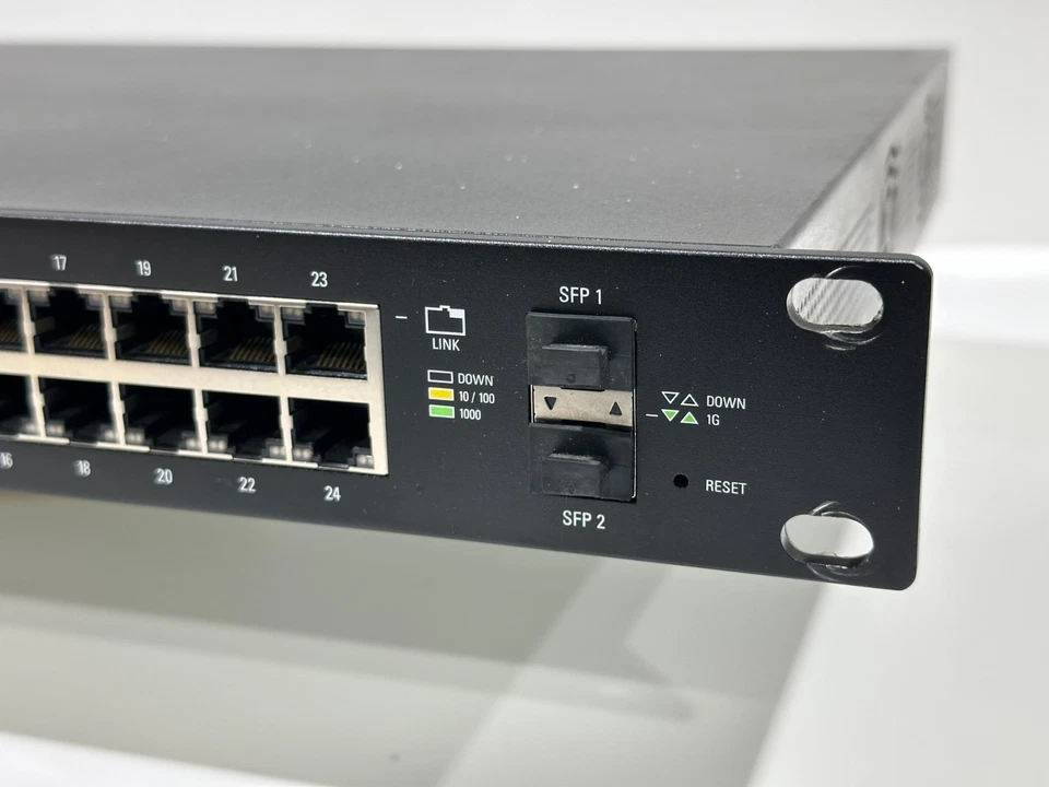 Ubiquiti Networks EdgeSwitch (ES-24-500W) 24 Port Rack Mountable Switch - Image 4 of 4