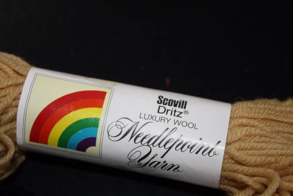 Bacilla Wool Yarn Lot Color No. 067 & Scoville Dritz Brown & Black   --AAX -9 - Image 4 of 4