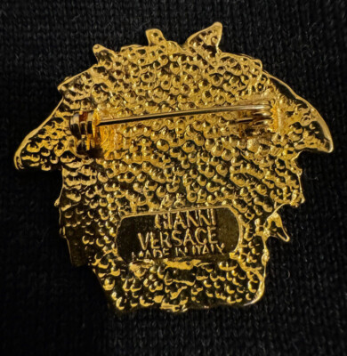 正規品 ヴェルサーチ Versace ブローチ メドゥーサ Medusa レア Gianni Versace vintage gold medusa head face brooch & pin