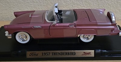 1957 Ford Thunderbird Convertible Leather Series 1:18 Road