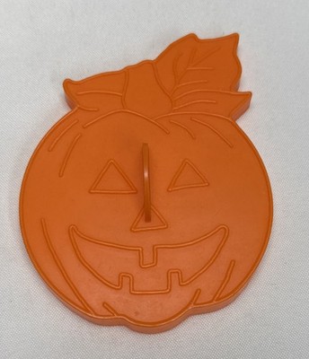 Vintage 1987 Wilton Pumpkin Cookie Cutter LARGE 5x3.75  W Handle CUTE! CLEAN!