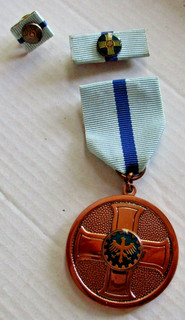 Orden Für Verdienste um das Technische Hilfswerk THW Bronze mit Pin