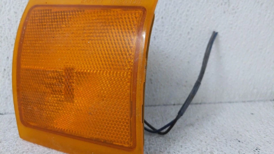 Chevrolet Suburban 1500 1995-1999 pasajero derecho OEM luz delantera lámpara N9GUO Foto 3 de 4