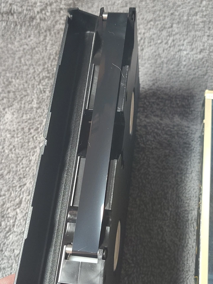 The Skulls Special Edition VHS Paul Walker Movie Thriller - Image 4 of 4