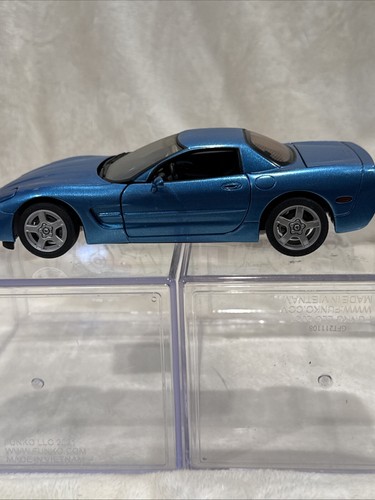 Hardtop Franklin 1999 Chevrolet Corvette C5 come nuovo in scatola scala 1:24 blu con scatola - Foto 3 di 5