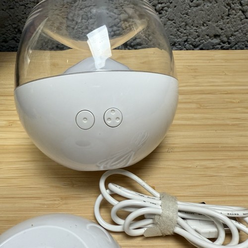 Philips MyLiving Lampada da Tavolo Portatile LED Cambia Colore - Foto 13 di 16