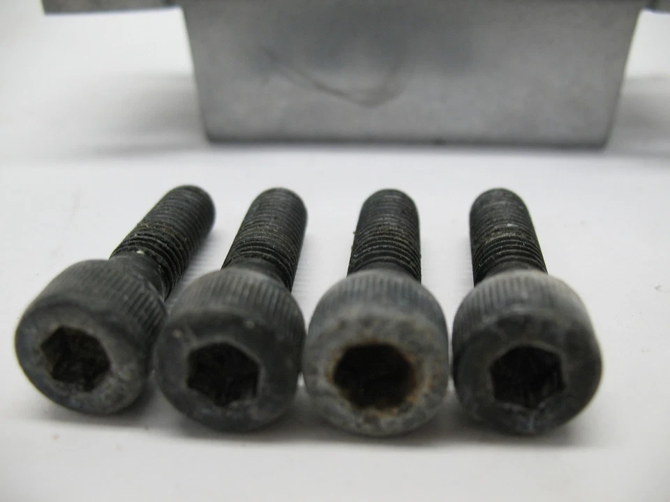 1985 KAWASAKI 454 LTD EN450 EN 450 UPPER HANDLEBAR HOLDER 46012-1125 - Image 2 of 4