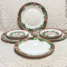 Royal Norfolk Christmas Holly Berry Dinner Salad Plates Red New with Tags Set 8