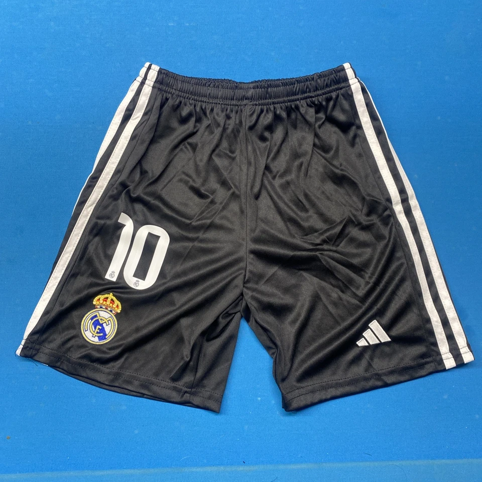 Conjunto juvenil tamanho 24 Kylian Mbappé Real Madrid #10 conjunto de jersey e shorts - Imagem 2 de 4