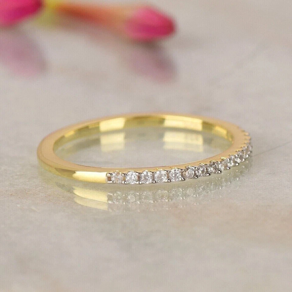 Обручальное кольцо 1 карат с круглым созданным в лаборатории бриллиантом Half Eternity покрытие желтым золотом 14 карат - Изображение 2 из 4