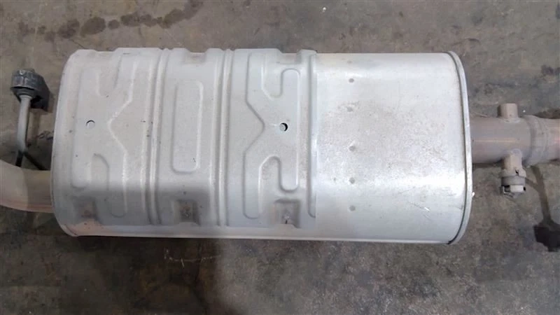 Chevrolet Tahoe 2015-2020 sistema de escape convertidor catalítico 84665238 Foto 3 de 4