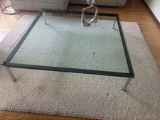 Knoll Couchtisch mit Glasplatte (140 x 140)