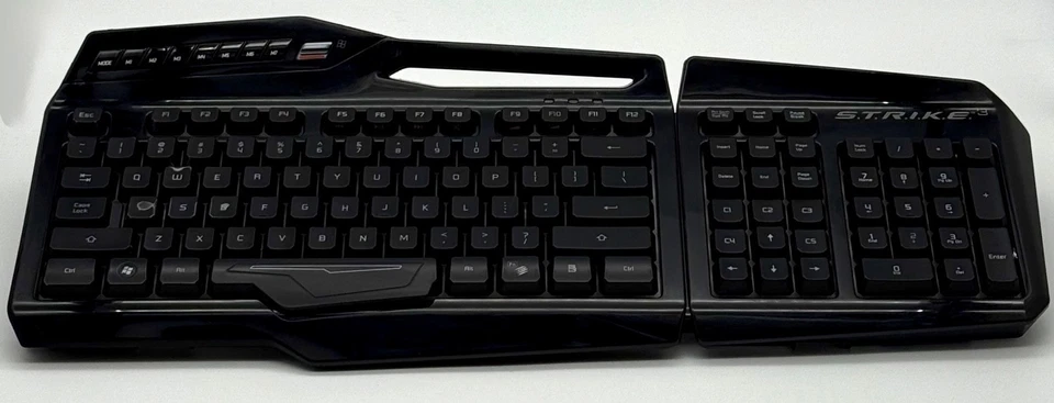 Mad Catz Strike S.T.R.I.K.E  3  Gaming Keyboard Lighted Black - Tested - Image 2 of 4