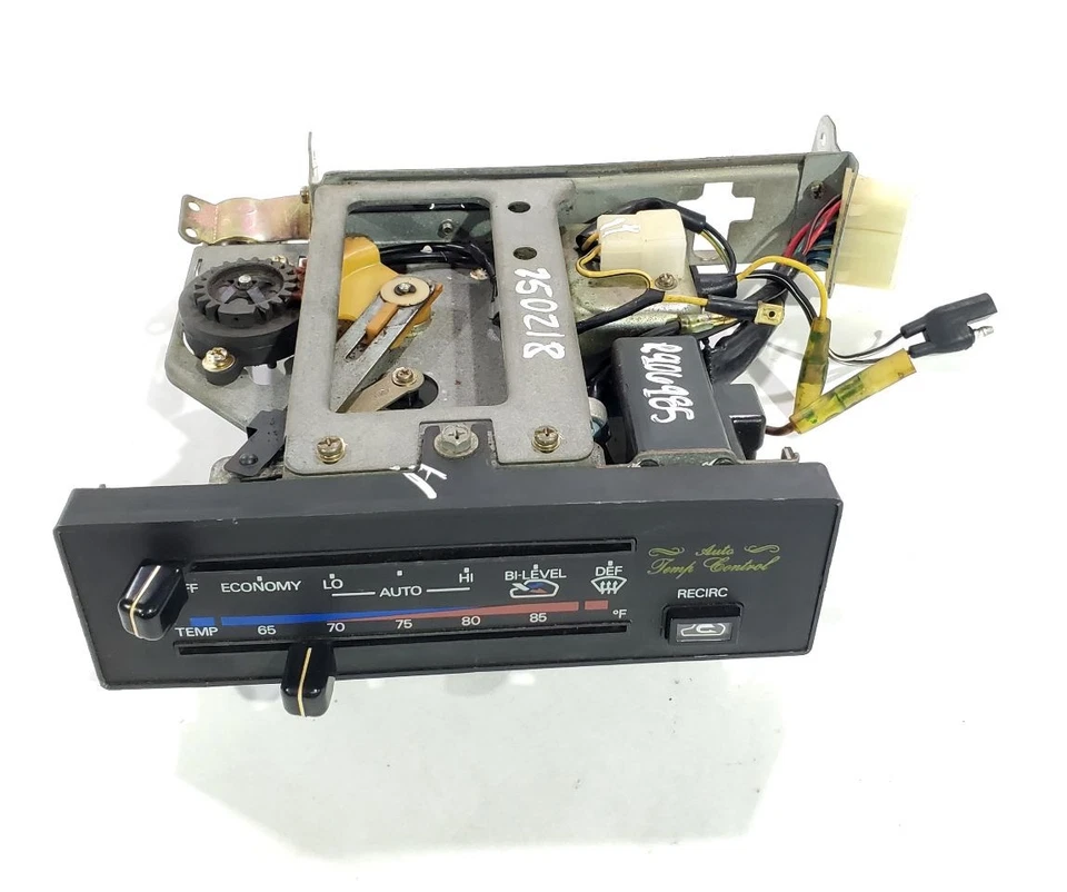 1982 1983 Nissan 280ZX OEM manual temperatura CA com medidor digital  - Imagem 2 de 4