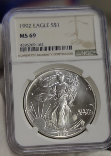 1992 US Silver Eagle $1 NGC MS69
