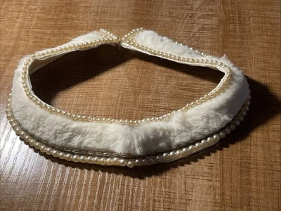 Vintage TRULY ROYAL Rabbit Fur Satin Bead Detachable Collar 40’s Japan - Image 1 of 4