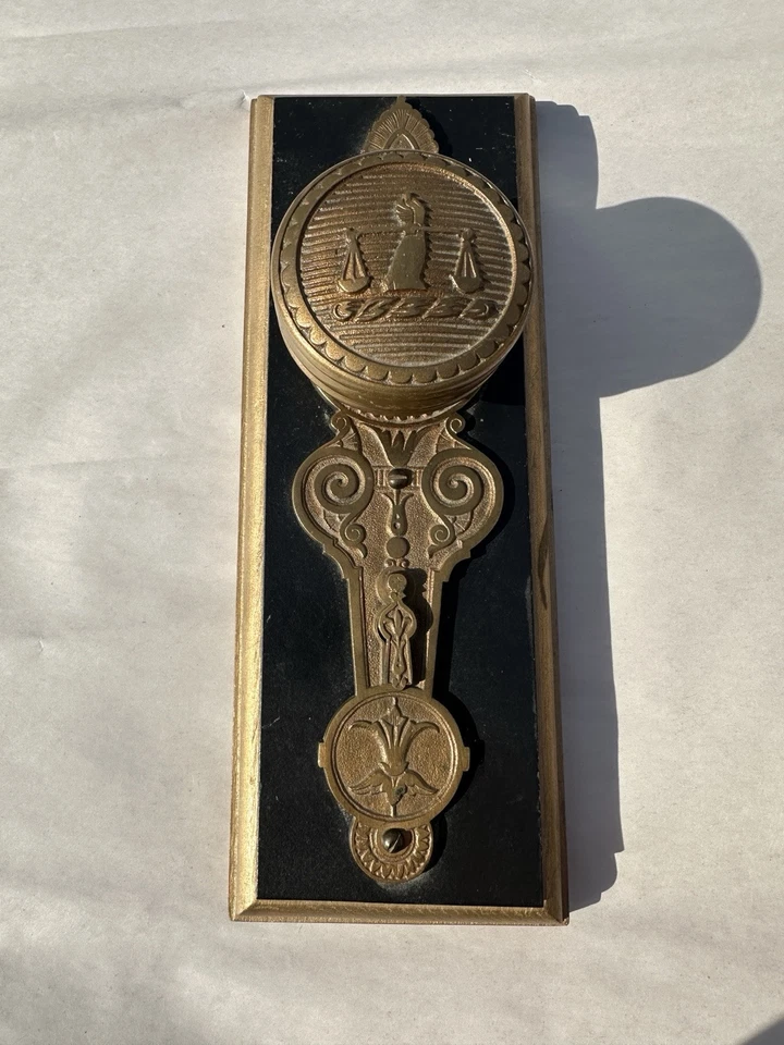 Philadelphia PA City Hall Door Backplate & Knob P-13020 mfg Niles Chicago READ - Image 2 of 4