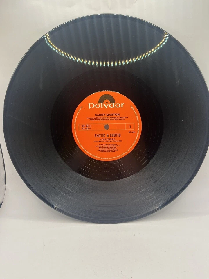 SANDY MARTON - EXOTIC AND EROTIC - NEW HOT VERSION '86  -  VINYL 12" single - Image 3 of 3