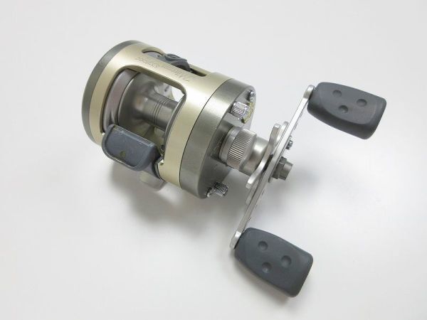 Abu Garcia 　モラム3600C high speed s-l400.jpg