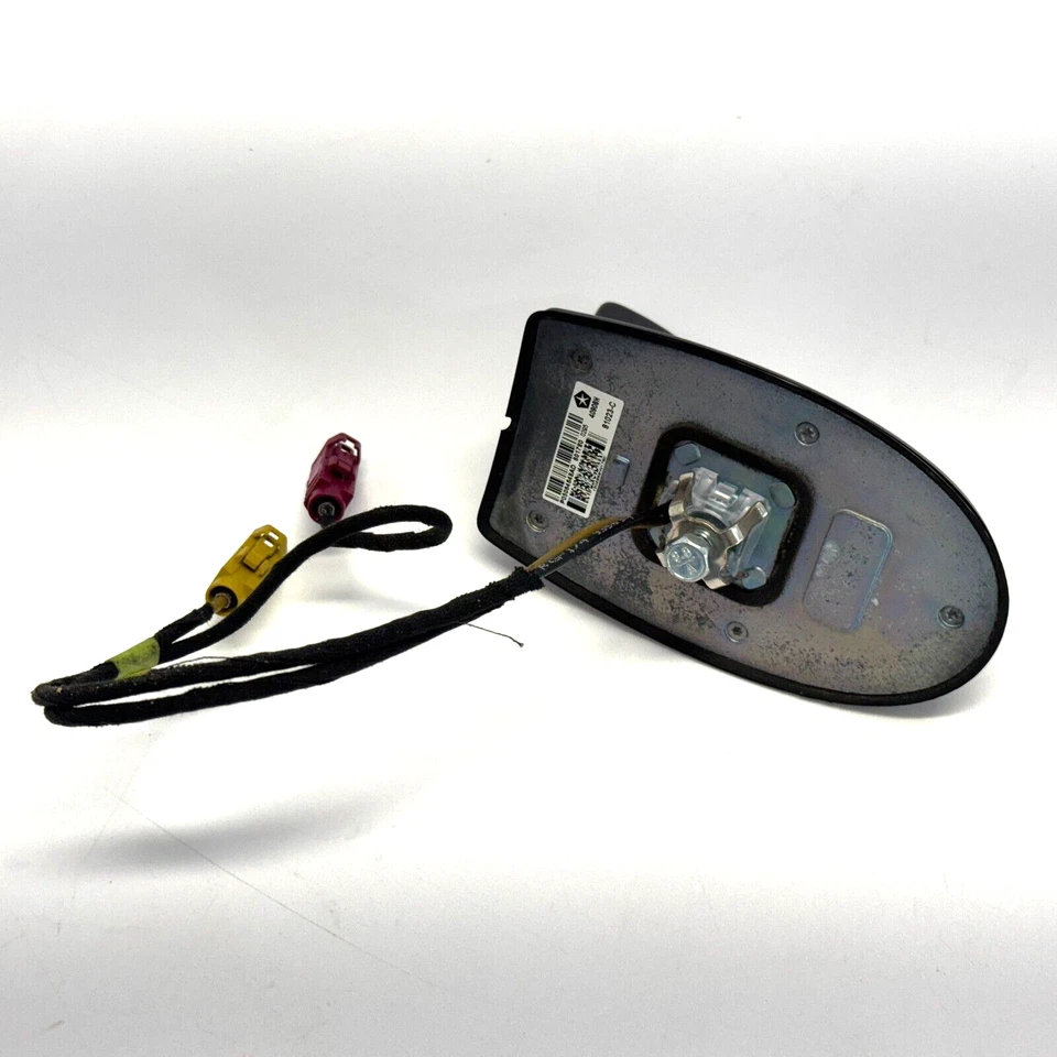 ✅Cable de antena y montaje base Dodge Challenger RAM 1500 2013-2017 050648AD OEM Foto 4 de 4