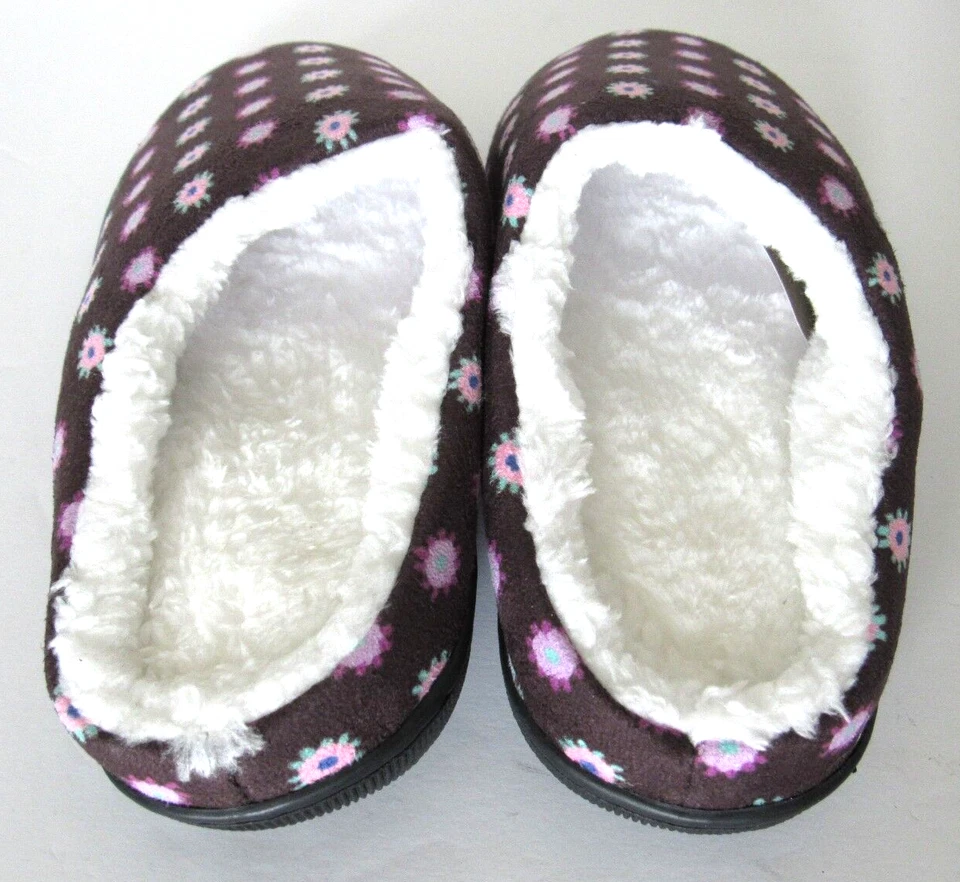 Vera Bradley Zapatillas Forradas de Vellón Interior/Exterior en Medallón Baya PEQUEÑAS 6-6.5 Foto 4 de 4