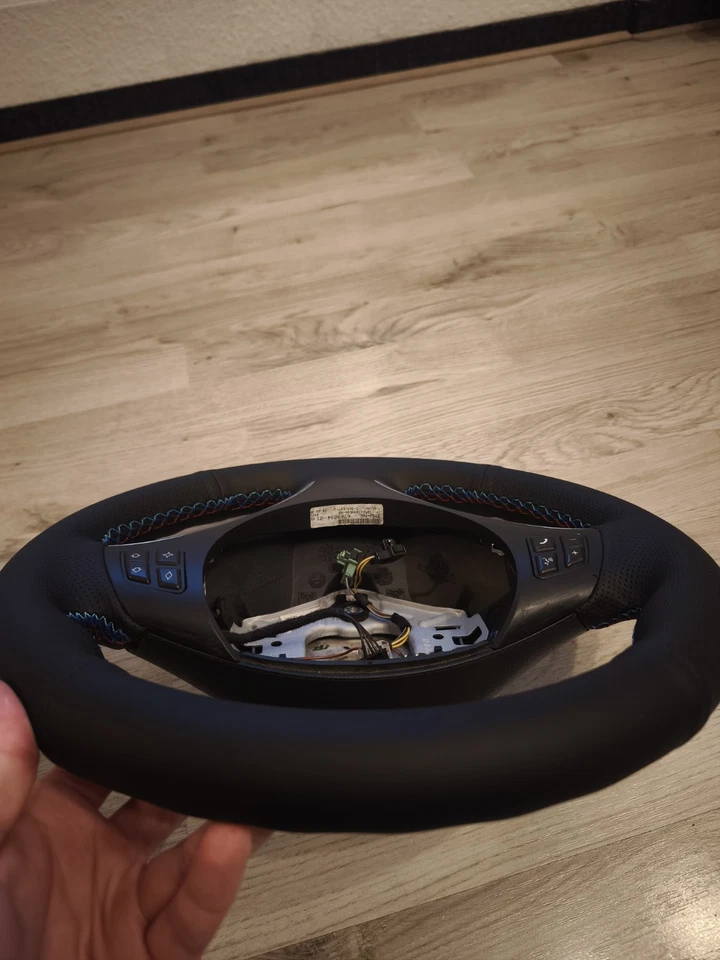 BMW Lenkrad SPORT Neu Bezogen Leder E81 E82 E83 E90 E91 E92 E93 - Bild 4 von 4