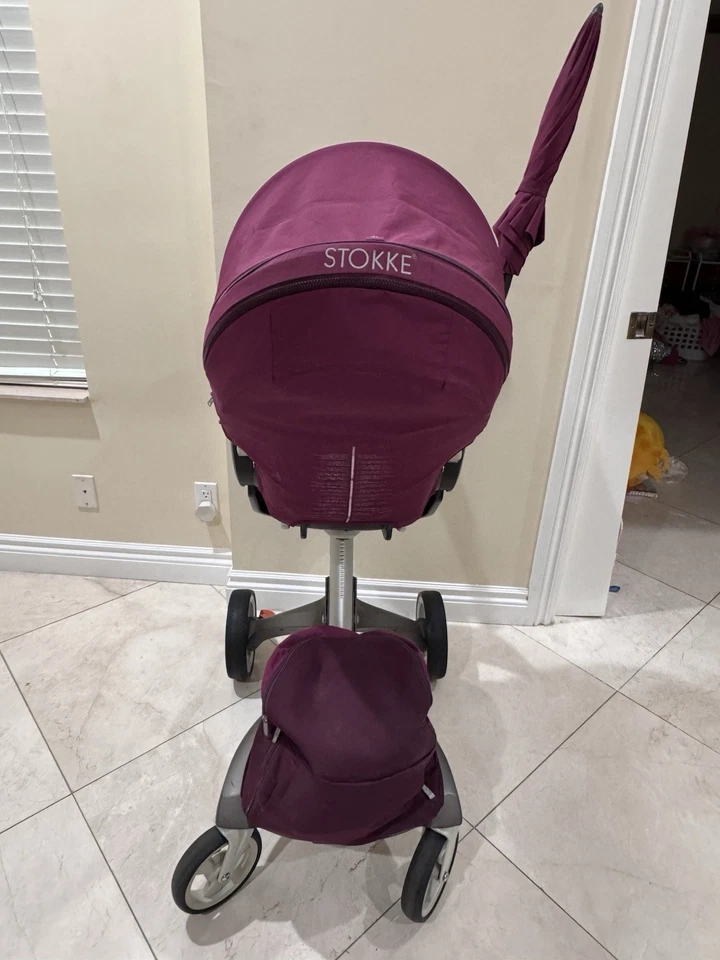 Cochecito Stokke - Color rojo lavanda - Excelente estado Foto 3 de 4