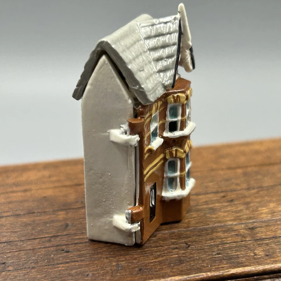 Miniature Dolls House For Nursery 1:12 Warwick miniatures pewter painted - Image 4 of 4
