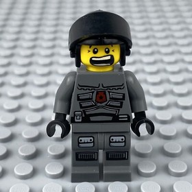 LEGO Space Police 3 Officer 6 Minifigure sp104 5980