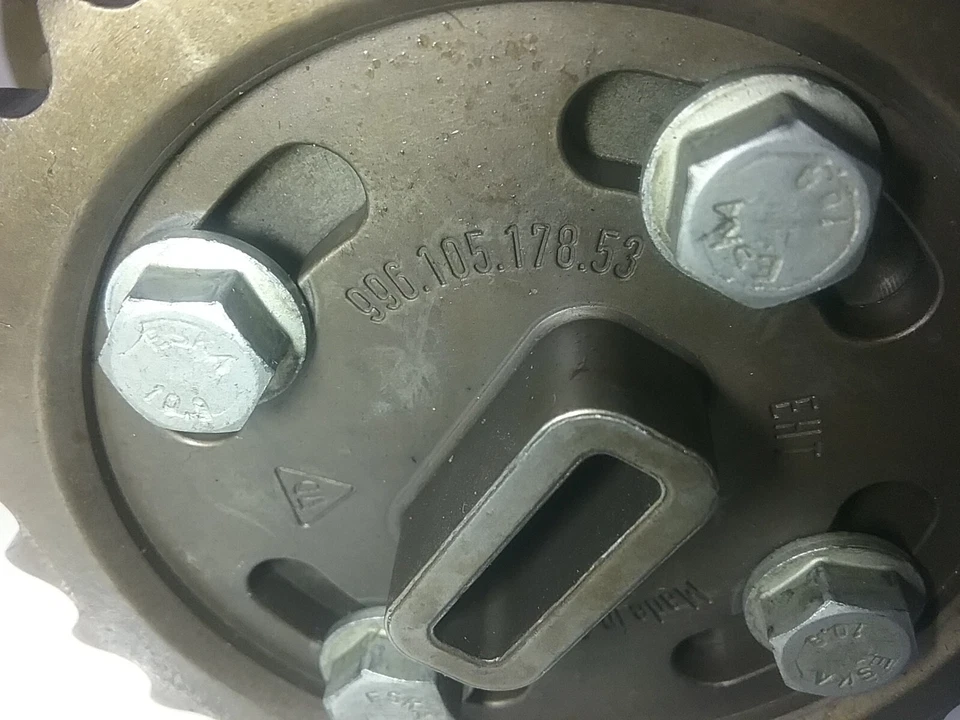 Árboles de levas laterales izquierdo y derecho Porsche Boxster 2000-2002 3,2 L 996.105.178,53 (M121 Foto 4 de 4