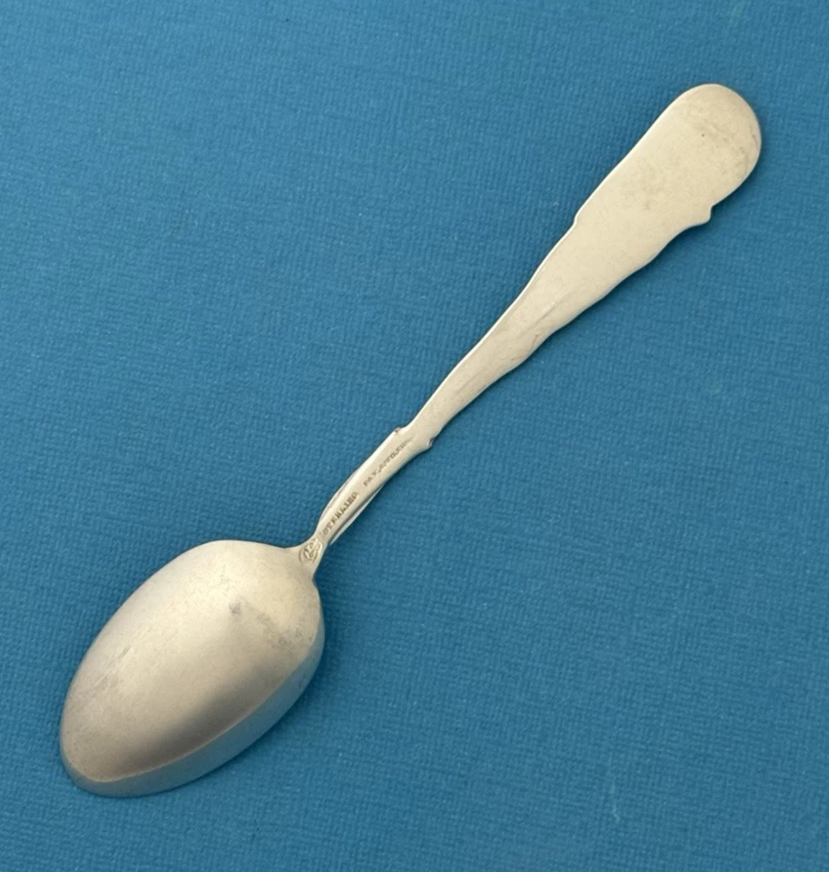 Cuchara de recuerdo Durgin Sterling FIGURA COMPLETA INDIA Omaha 6" Foto 3 de 4