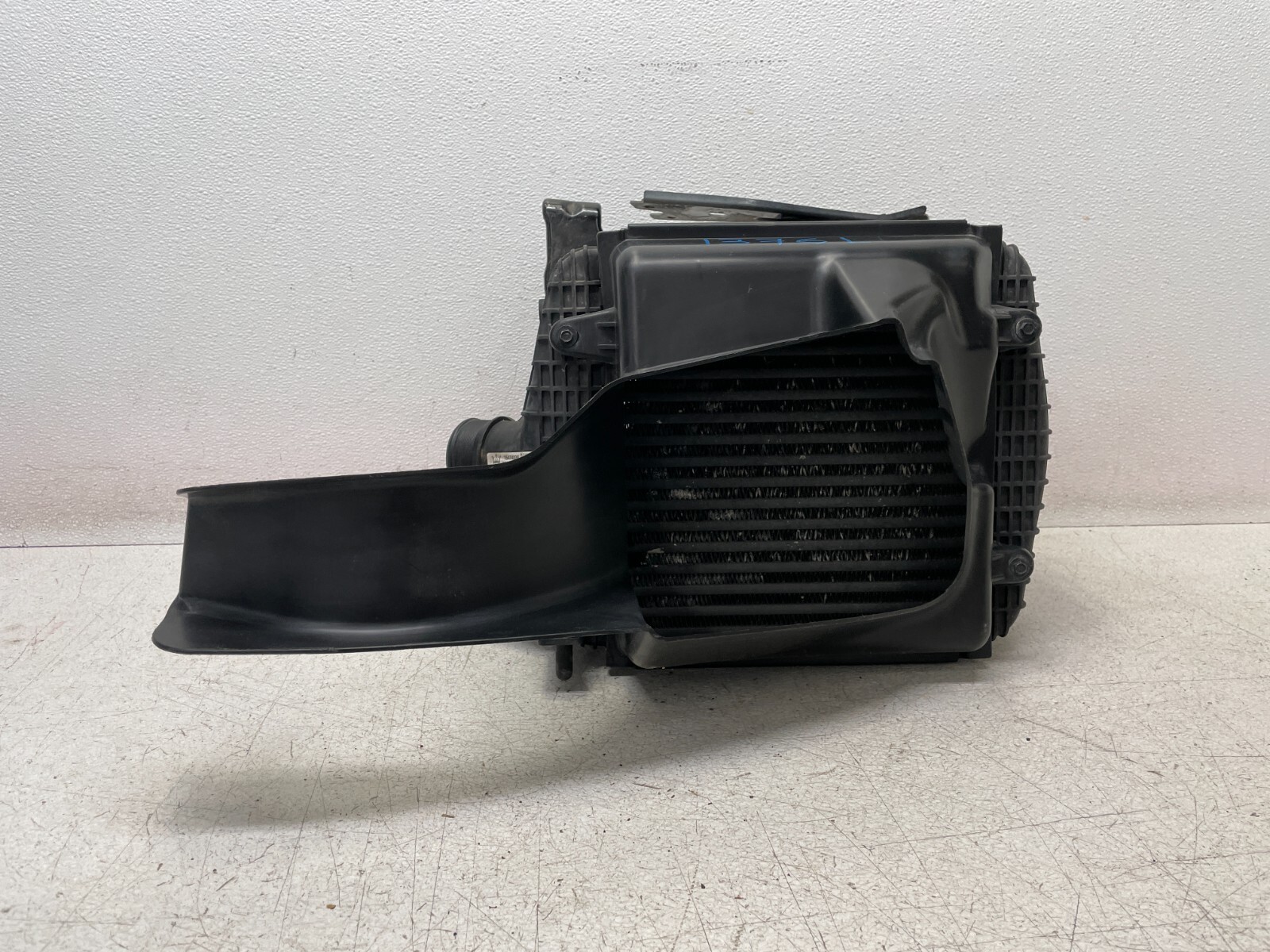 14 15 16 17 Maserati Ghibli Left Driver Side Radiator Intercooler 1376 OEM