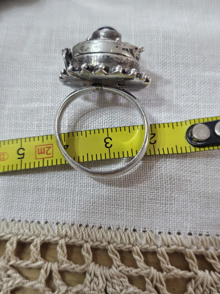 Anello Vintage In Argento 925 Porta Segreti O Porta Veleno - Immagine 2 di 4