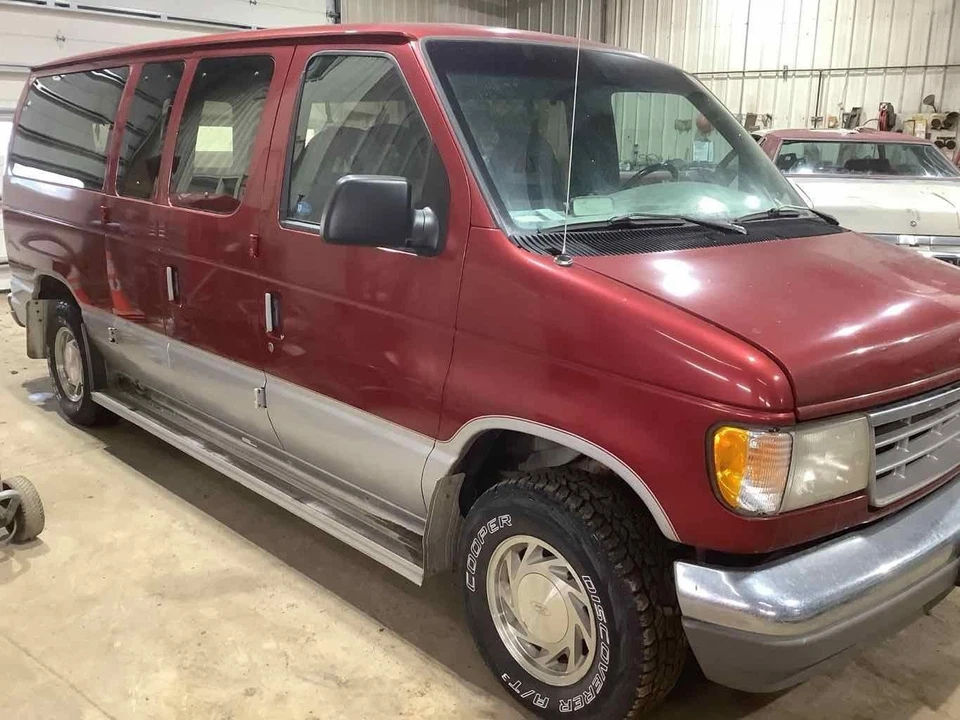 Used Engine Complete Assembly fits: 1996 Ford E150 VAN 5.8L VIN H 8th digit 8-35 - Image 4 of 4