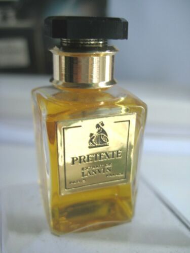 Buy CFS Pure Heart Blue Long Lasting Apparel Perfume Spray Online