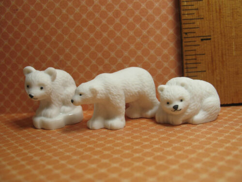 POLAR BEAR Family Cub Bears Arctic Alaska French Feves Porcelain Miniatures  - Afbeelding 1 van 4