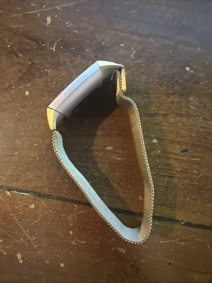 Rastreador de actividad física Fitbit Charge 3 sin cargador banda dorada-HR Foto 2 de 2