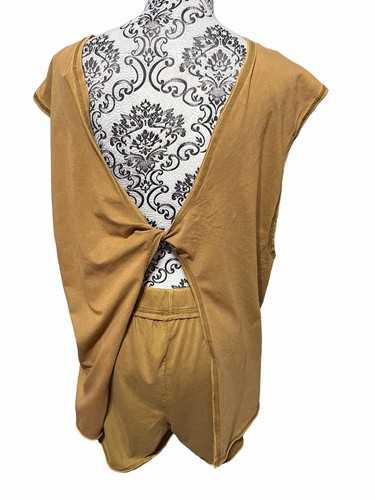 Free People Movement Women’s Large Set Criss Cross Open Back With Shorts NWT $88