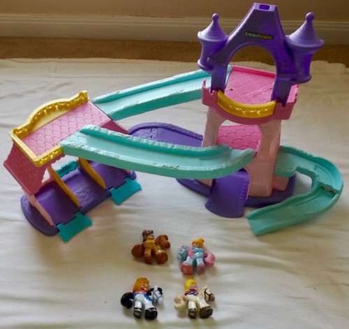 Fisher Price Disney Klip Klop Castle Stable Princesses