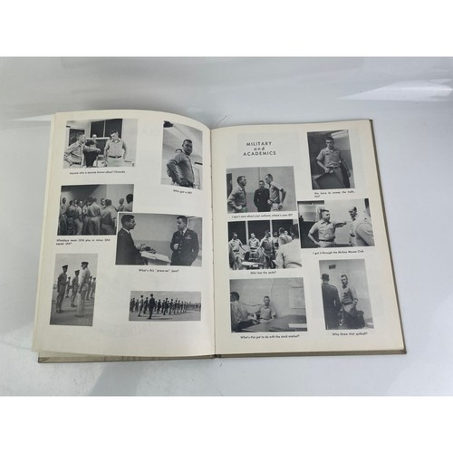Anuario 1963 de la Fuerza Aérea de los Estados Unidos Webb AFB Big Spring Texas 63-C - Imagen 3 de 5
